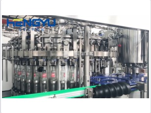 OEM Hot Sale CSD  Soda Sparkling Water CO2 Carbonated Drink Beverage Bottle Liquid Filling Machine