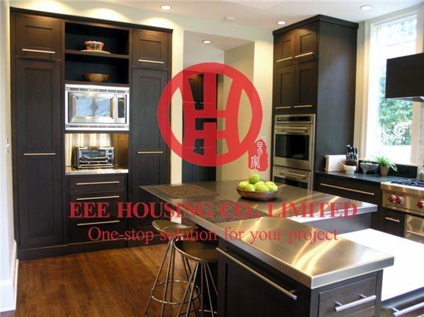 Quality Fashion Shaker-style Solid Wood Kitchen Cabinet with Excellent Design and Quality for sale