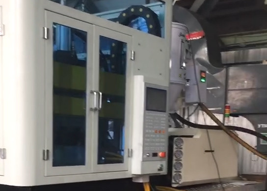 75ML Semi Automatic Pet Bottle Blowing Machine PCTG Blow Moulding Machine 22KW