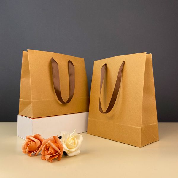 Kraft Paper Gifts Bags With Handle Accept Custom Logo Printing Packaging Tote Bags