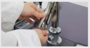  Professional Tensile Testing Machine 0.001 ~ 1000 Mm/Min Universal Tensile Tester Manufactures
