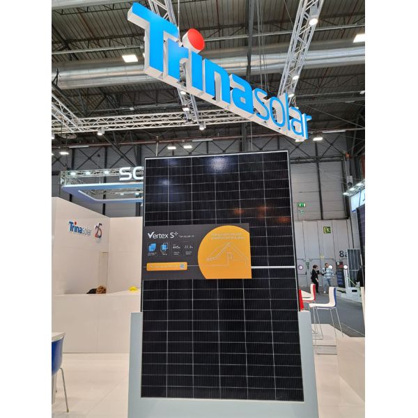 Trina 425W 430W 435W 440W 445W W450 Solar Panel Half Cut Black Frame Solar Panel Inwarehouse