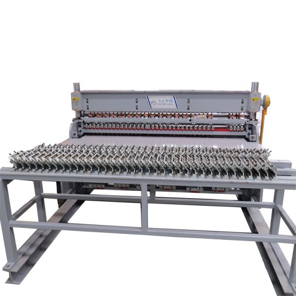 Full Auto 25x25mm Poultry Mesh Making Machine Mechanical Push Down