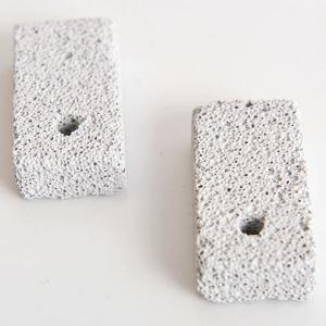  Minerals pumice Stone for animal chew toy Manufactures