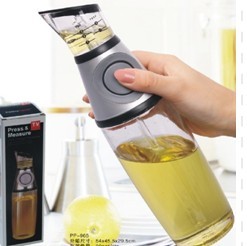 Glass Vinegar Press And Measure Oil Dispenser 500ml With Silicone Button