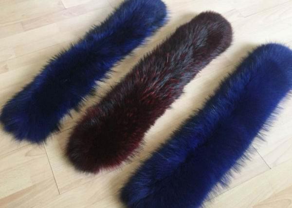 Large Size Raccoon Womens Fur Collar Removable 70*22cm With Natural / Dyed Color
