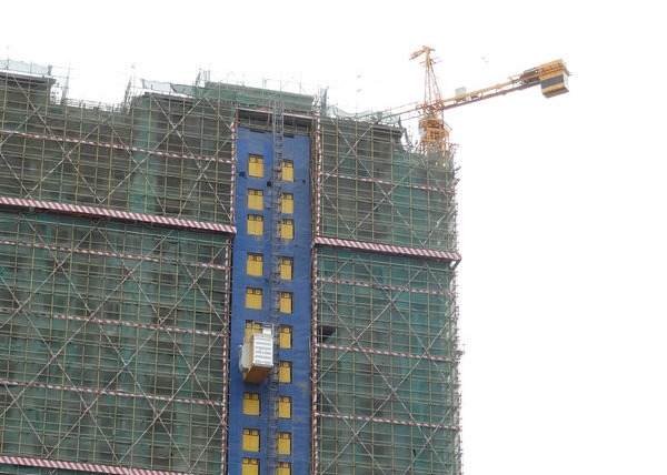 Modular Variable Frequency Drive 2000kg Building Site Hoist