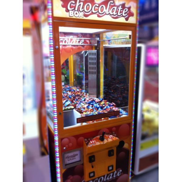Chocolate Claw machine claw crane machine for sale
