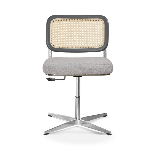 0.092CBM Rattan Task Modern Executive Desk Chair 70cm BIFMA