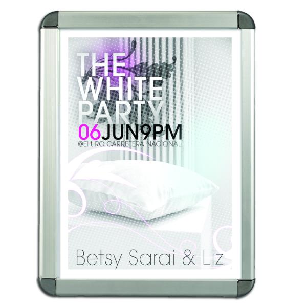 Creative A4 Snap Poster Frames 25 Mm Mitred Corner Customized Design