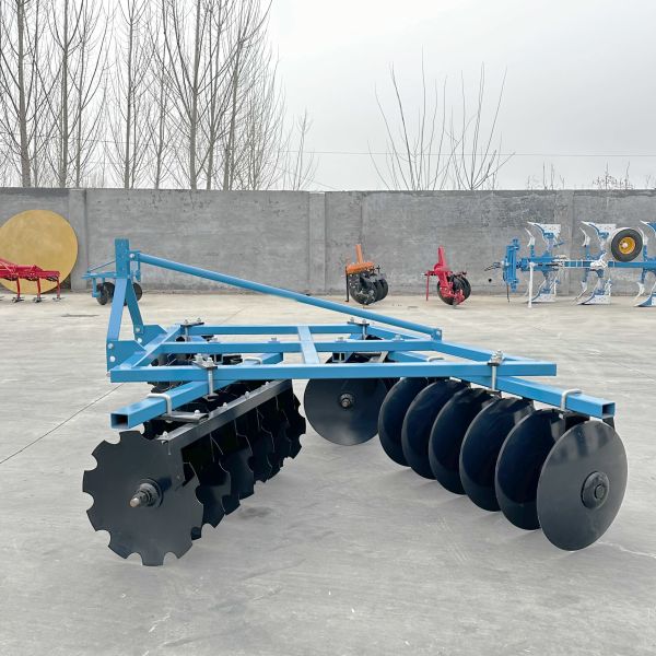 Heavy Duty Disc Rotary Harrow Tractor Farm Tillage Equipment For Optimal Soil Conditioning