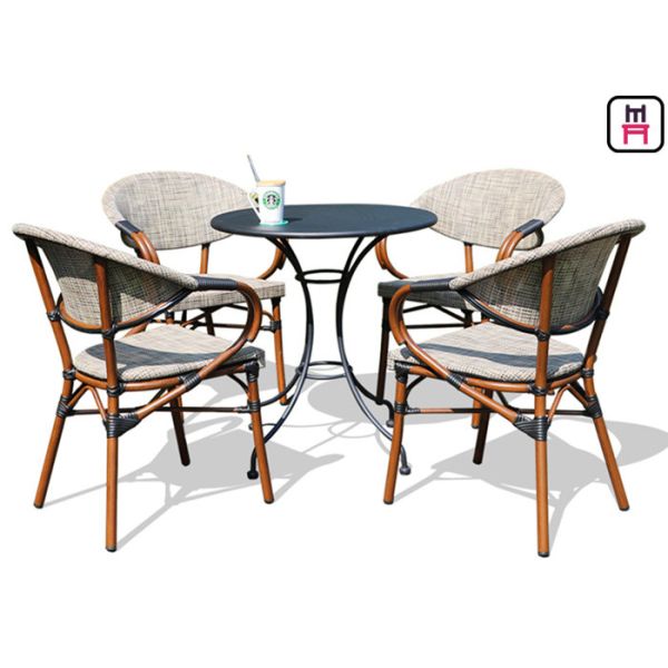 Backyard Patio Furniture Round / Square Outdoor Dining Table With Textoline Garden Chairs