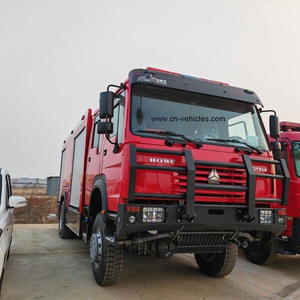 HOWO Sinotruk Full Driver Fire Truck 4X4 Fire Fighting Truck Manufacturer