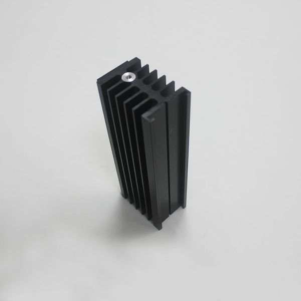 Light Aluminium Alloy Heating Sink CNC Machining Heat Dissipation Part for Electronics and Industrial Thermal Regulation Equipment