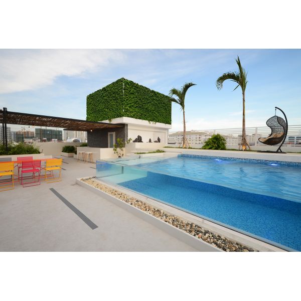 Prefab Swimming Pool Filter System for Clear Water and Low Maintenance in Acrylic Pool