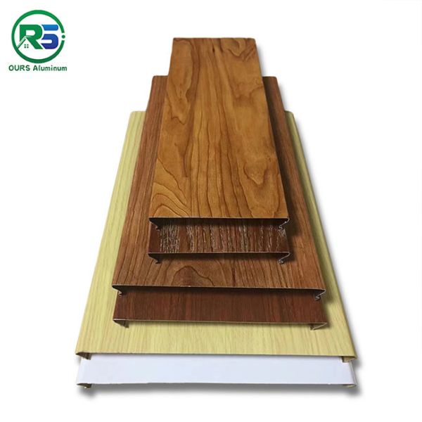 Home Decoration CE Wood Grain Aluminium Strip Ceiling Fireproof 0.6mm-1.2mm Thickness