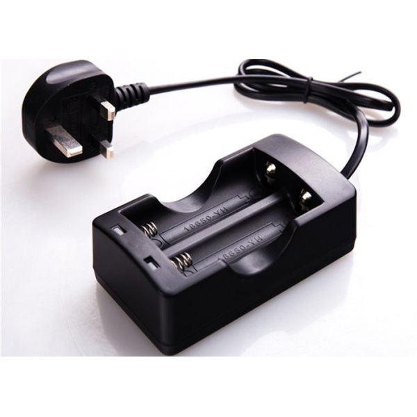 Professional 3.7 V  2 Cell Lithium Ion Battery Charger , 18650 Fast Charger 950Y