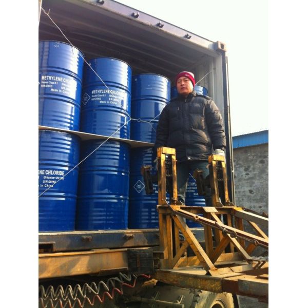 dichloromethane paint remover