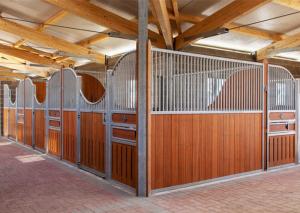  Classic Equine Equipment horse stall front panels with sliding door Manufactures