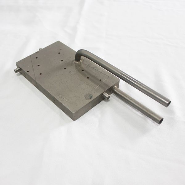 ISO9001 Rustproof Heat Sink With Water Cooling Liquid Anti Baking