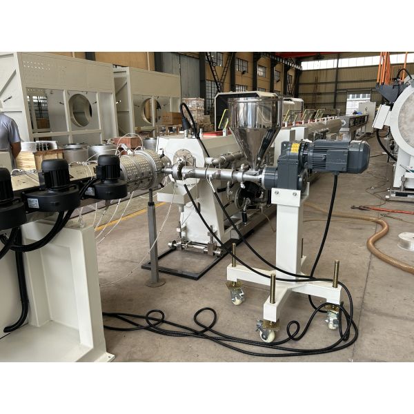PE Water Supply Pipe Machine Production Line Machinery Extruder